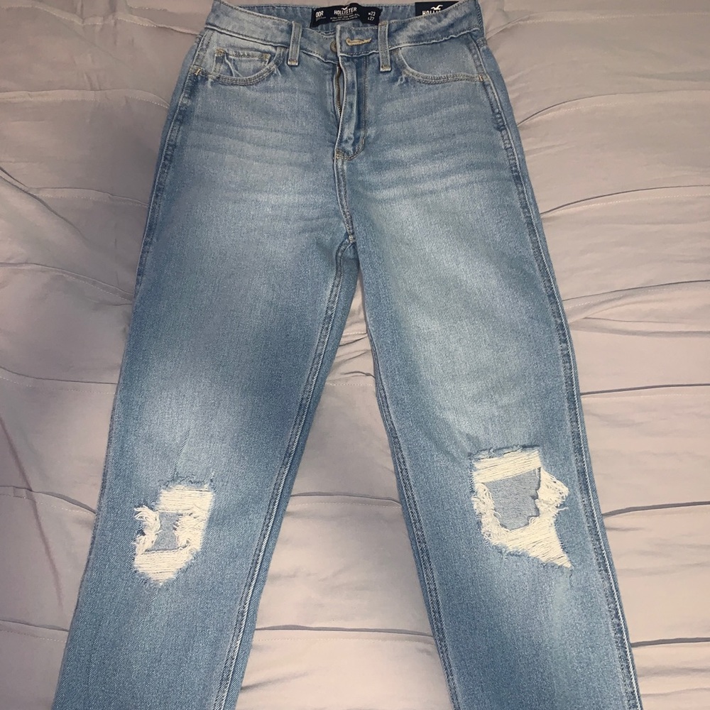 knee ripped mom jeans, NEVER WORN WITH TAGS!!!